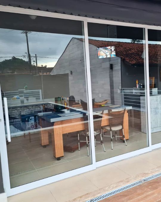 Vidros sob medida em Caraguá