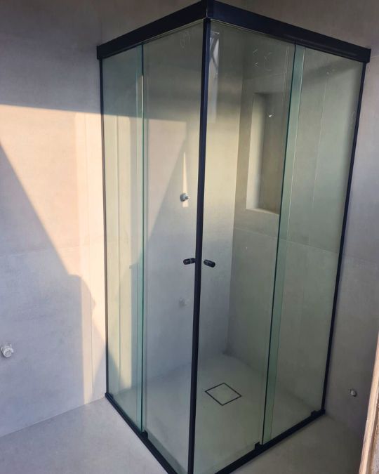 JR Vidraçaria Caragua